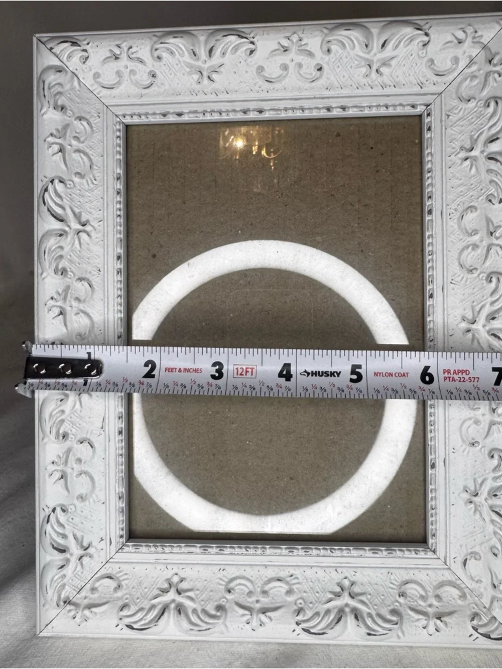 White Ornate 5x7 Frame Velvet Back Cottage Farmhouse Decor - Picture 4 of 6